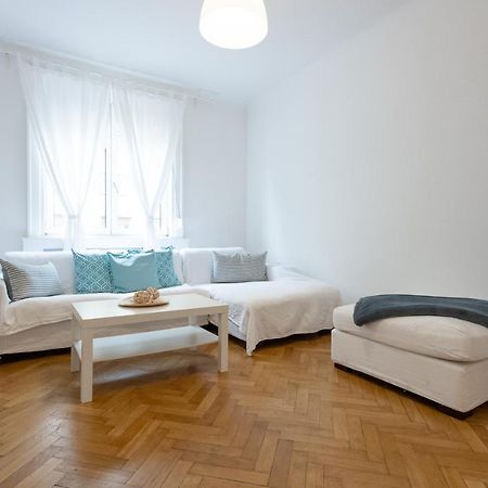 City Center Operastreet Apartment "Italy" Bécs Kültér fotó